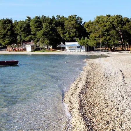 6447a * بيروفاتش