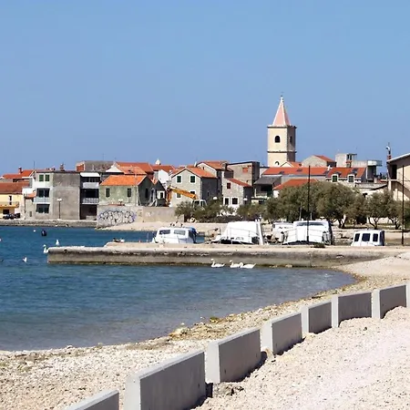 6447a بيروفاتش