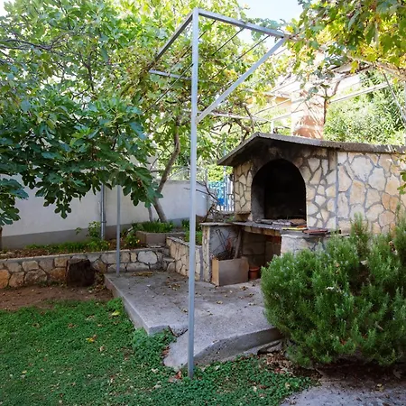 Appartement 6447a Pirovac