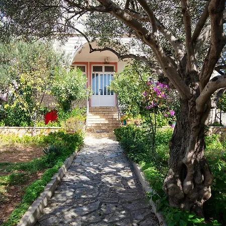 Appartement 6447a Pirovac